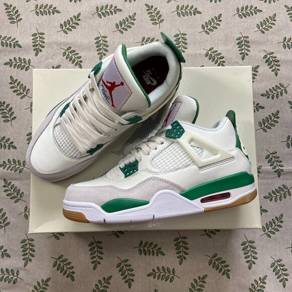 Air Jordan 4 Retro Sb Pine Green Platform Sneakers - Picture 1 of 6